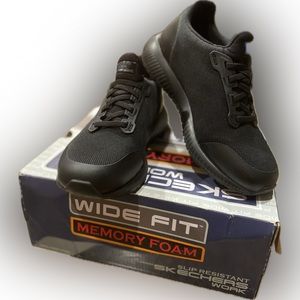 Sketchers Women Black Wide-Fit Work Sneakers